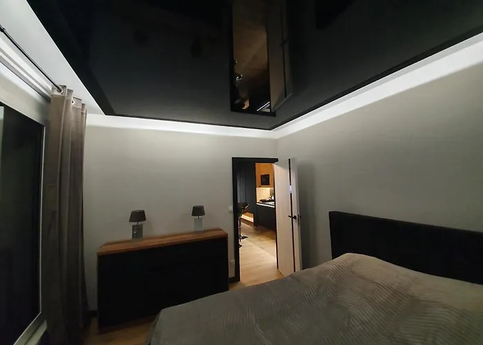 Apartament Skarbowa 1 A Silver And Gold